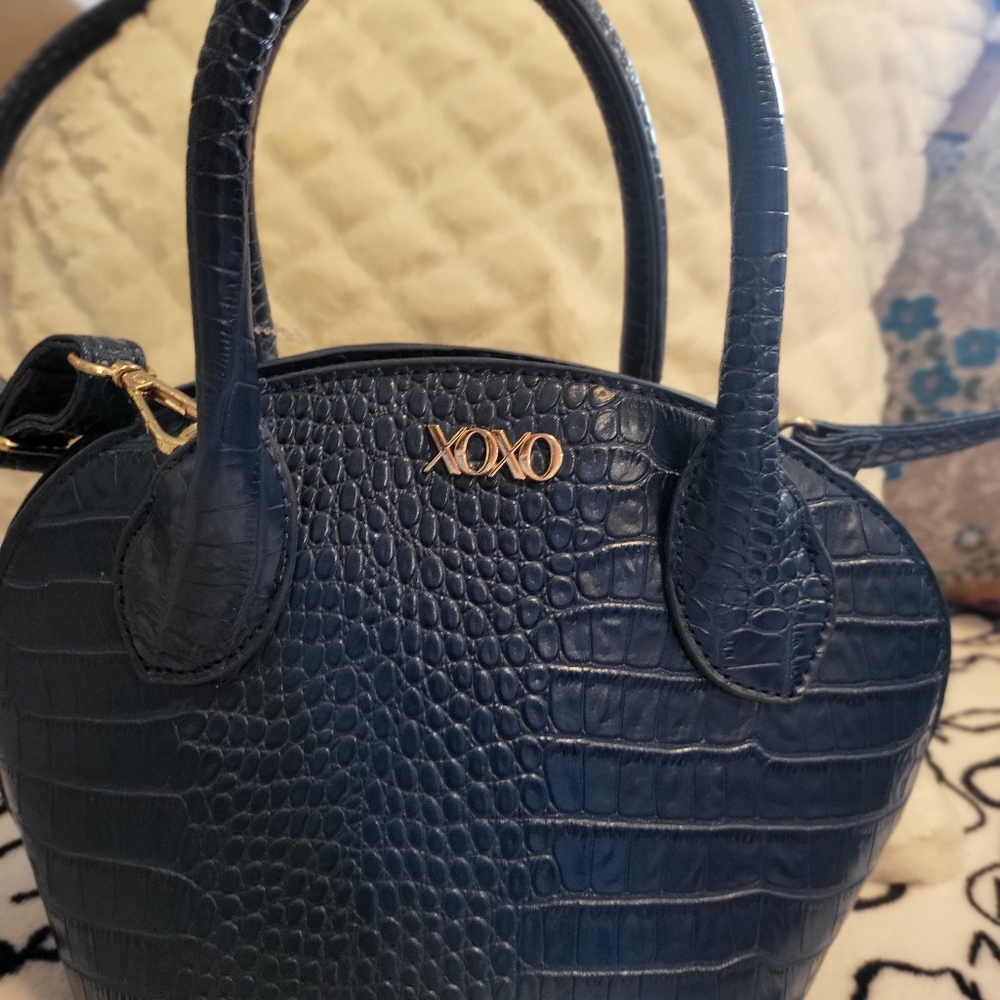 XOXO CROSSBODY HANDBAG - Picture 4 of 7